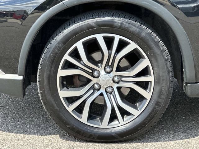 Used 2018 Mitsubishi Outlander ES AWD/4WD image 8