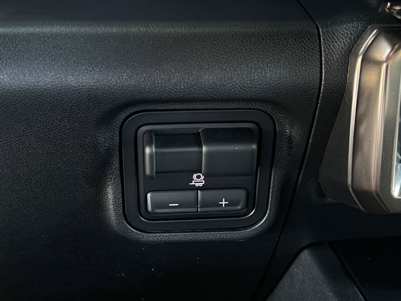 Used 2025 GMC Hummer EV 3X AWD/4WD image 23