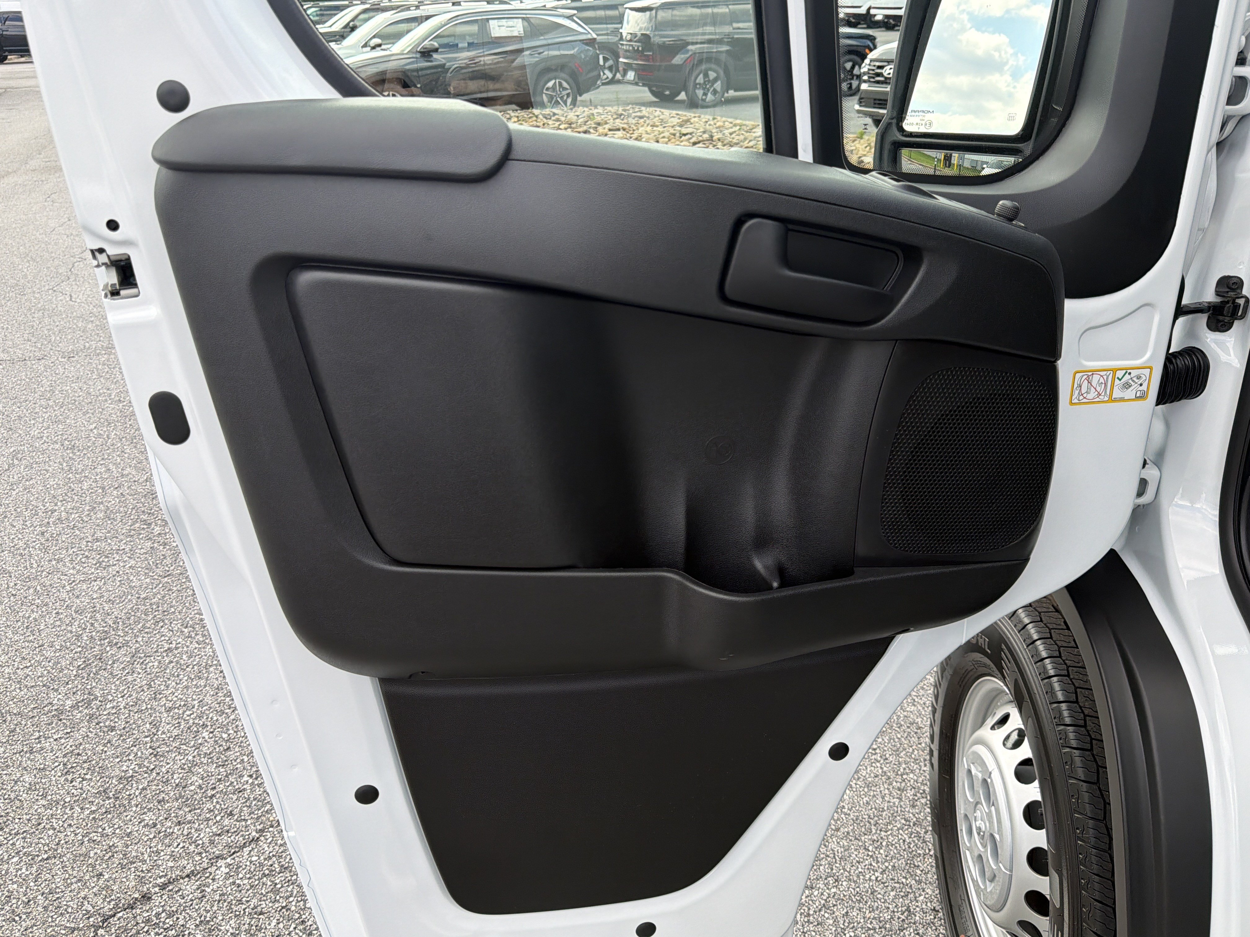 New 2026 RAM ProMaster 1500 w/ Convenience Group FWD image 12