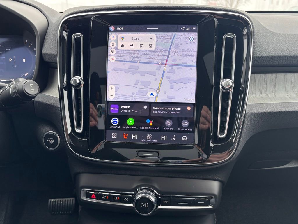 Certified 2026 Volvo XC40 B5 Plus w/ Protection Package Premier image 9