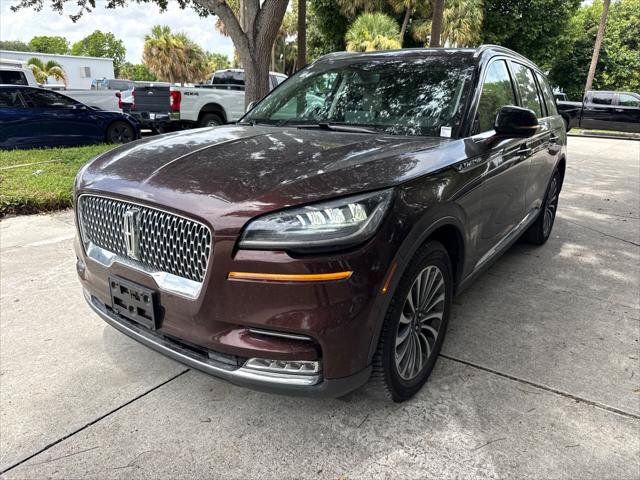 Used 2020 Lincoln Aviator Reserve w/ Equipment Group 201A AWD/4WD image 2
