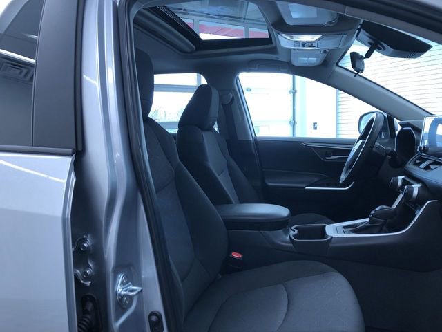 Certified 2025 Toyota RAV4 XLE w/ Convenience Package image 22