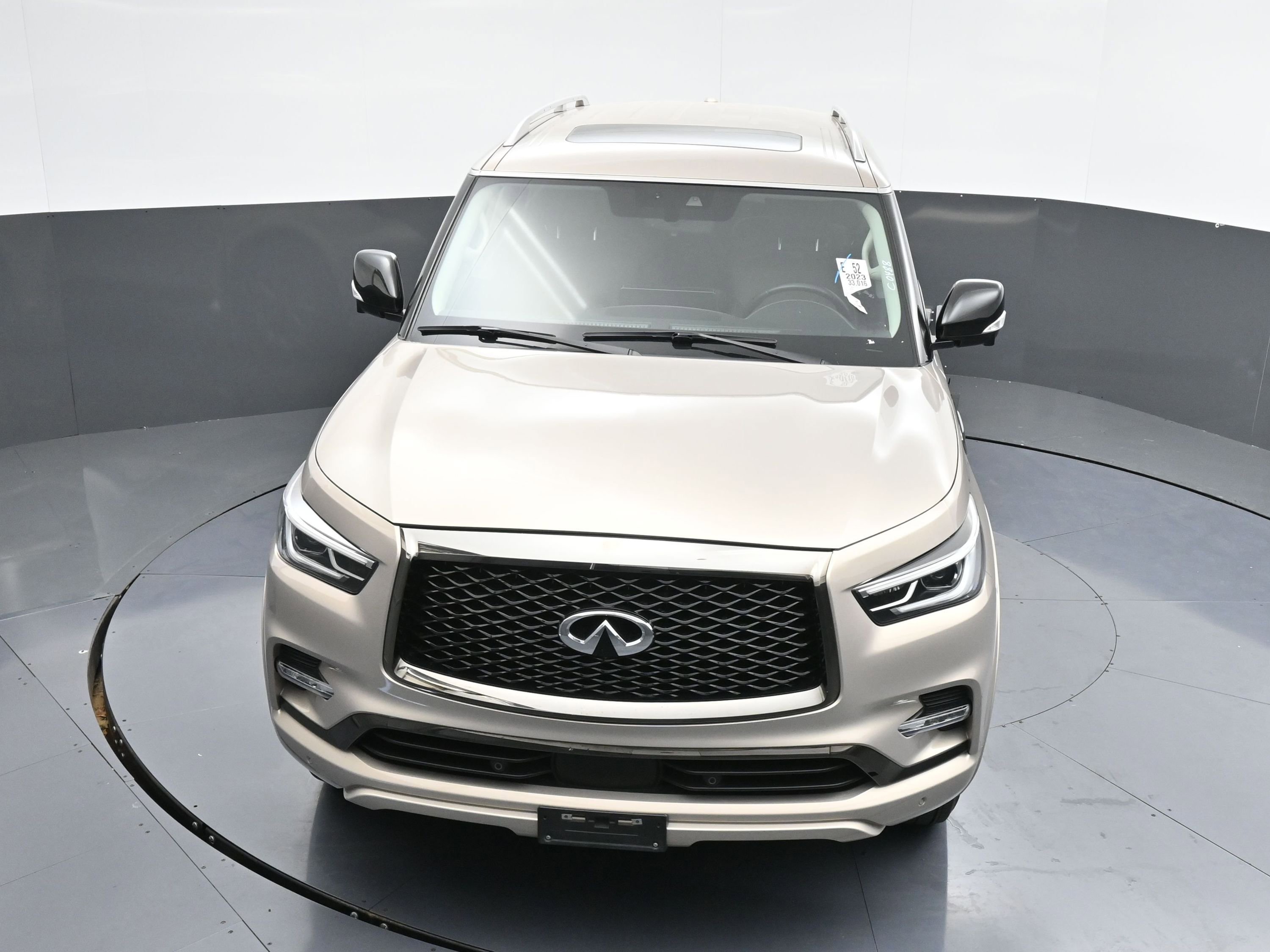 Used 2023 INFINITI QX80 Premium Select w/ All-Season Package image 39