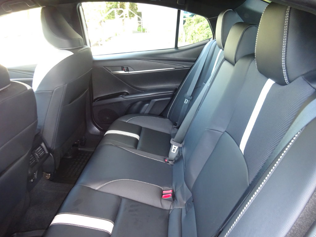 Used 2025 Toyota Camry SE FWD image 19