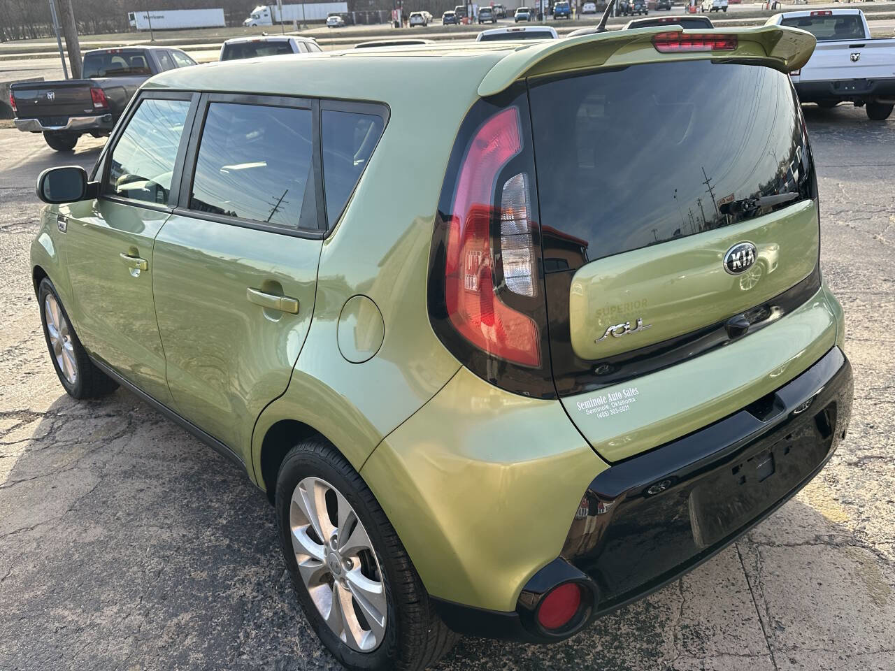 Used 2016 Kia Soul + image 7