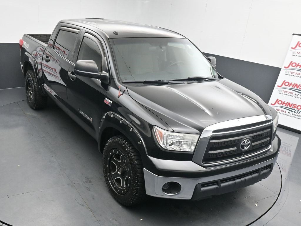 Used 2011 Toyota Tundra 4x4 CrewMax image 28