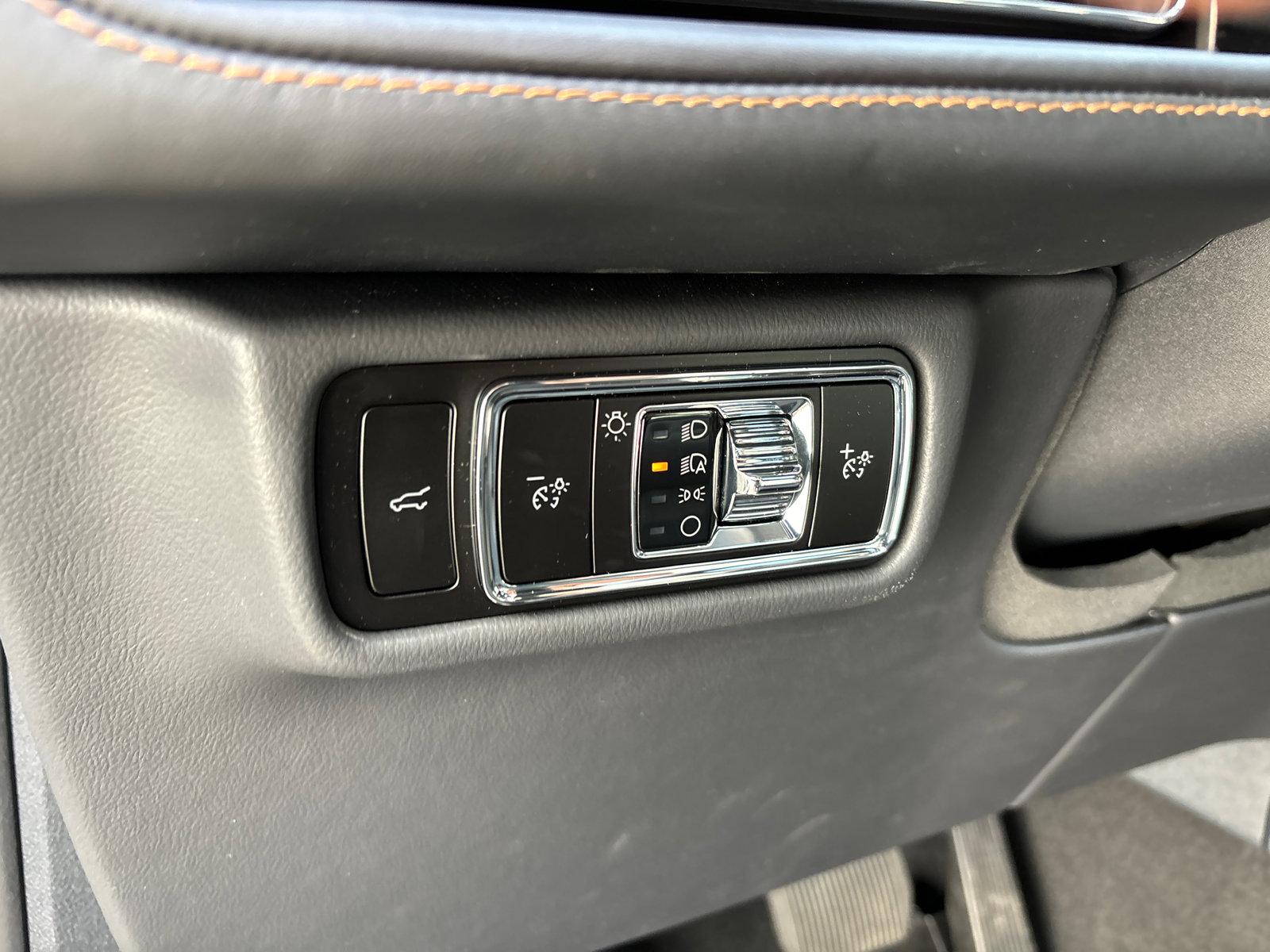 New 2025 Lincoln Aviator Black Label w/ Jet Appearance Package image 16