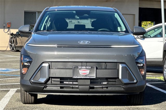 New 2026 Hyundai Kona SE image 3