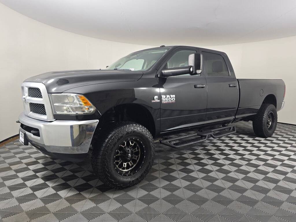 Used 2018 RAM 3500 Tradesman w/ Chrome Appearance Group image 8