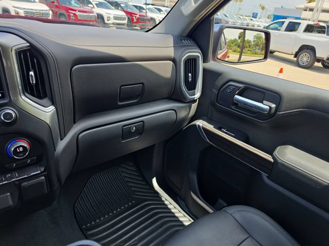 Used 2021 Chevrolet Silverado 1500 LT w/ Convenience Package II AWD/4WD image 10