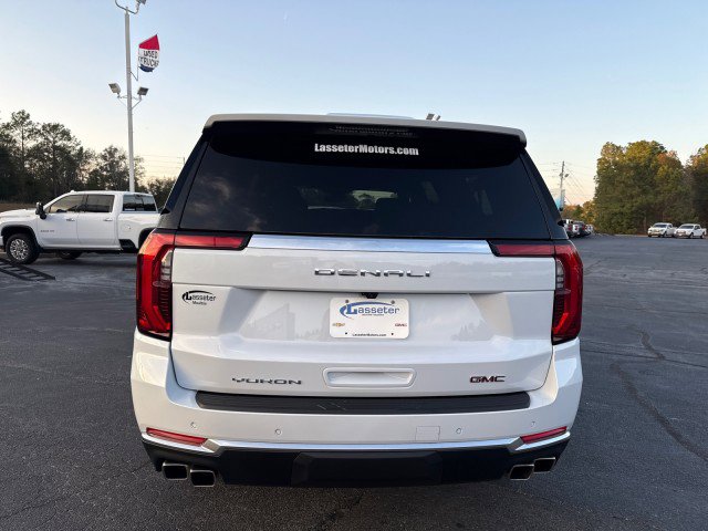 New 2026 GMC Yukon XL Denali w/ Sun & Power Step Package image 4