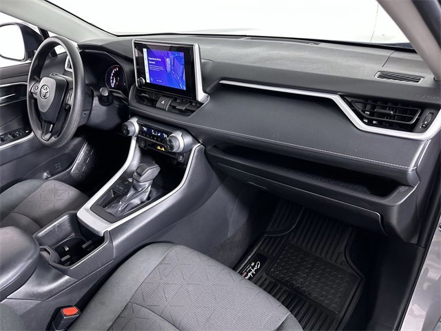 Used 2024 Toyota RAV4 XLE image 30