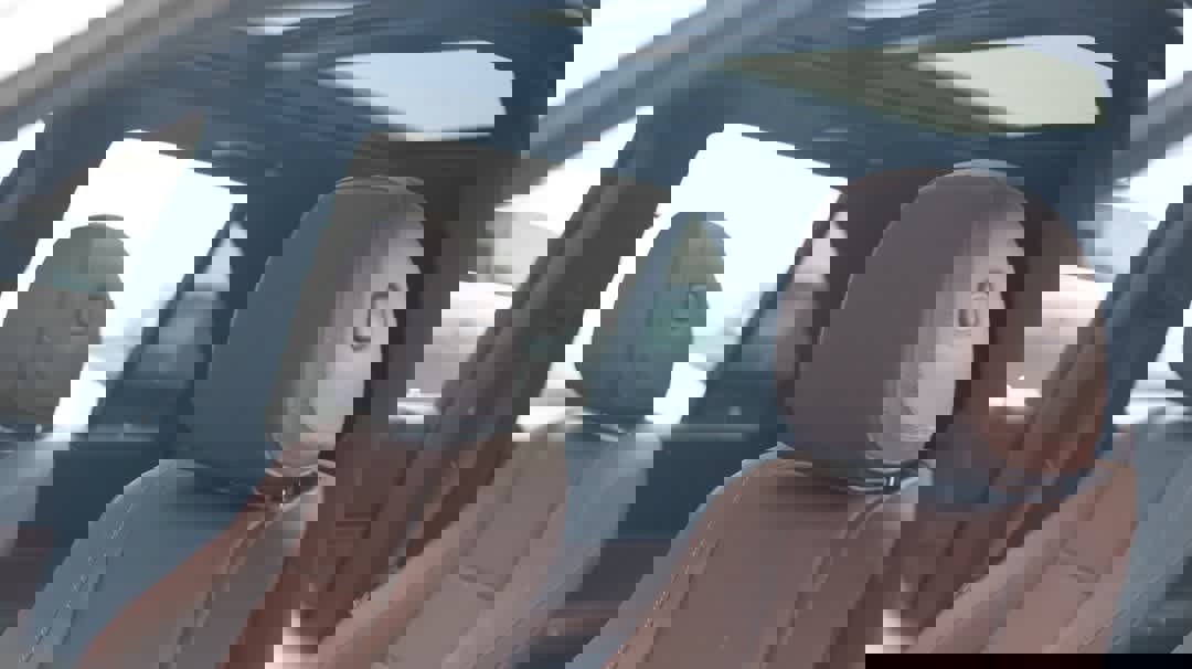 Used 2024 Mercedes-Benz GLE 350 4MATIC w/ Driver Assistance Package image 25