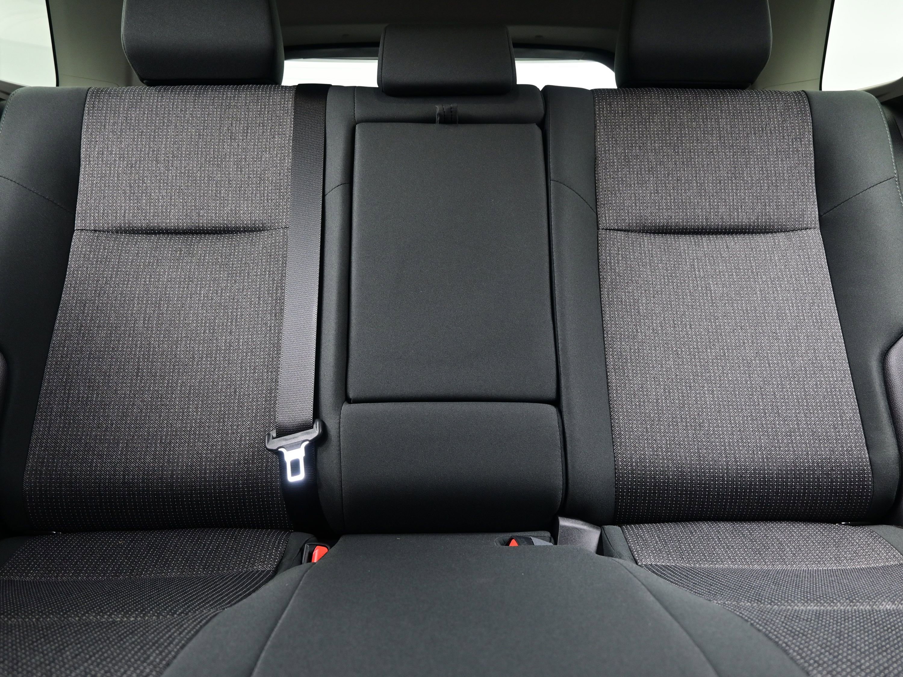 Used 2026 Toyota RAV4 LE AWD/4WD image 15