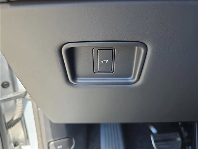 New 2025 Land Rover Range Rover SE image 26