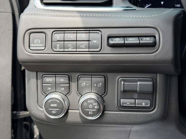 Used 2023 GMC Yukon Denali Ultimate AWD/4WD image 25