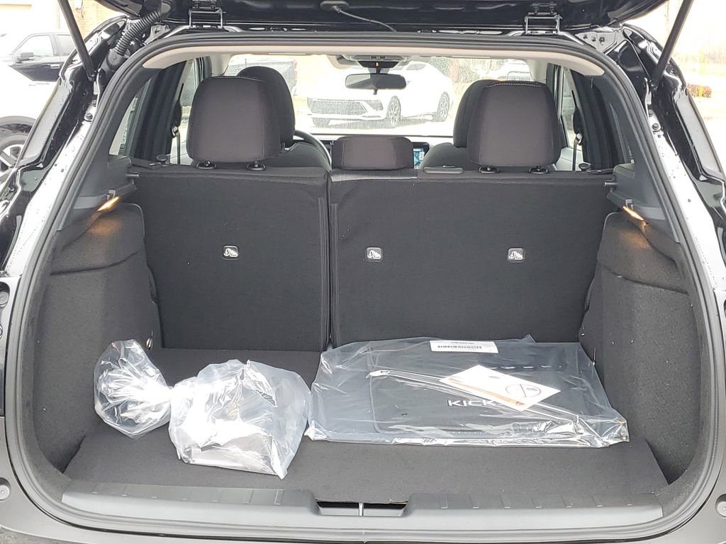 New 2026 Nissan Kicks SV w/ SV Premium Package AWD/4WD image 7