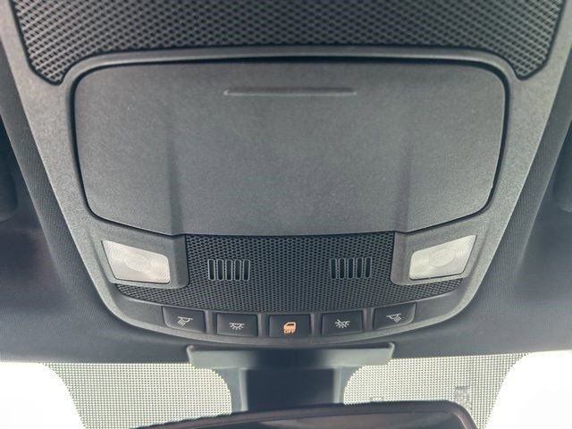 Used 2015 Ford F150 Platinum w/ Equipment Group 701A Luxury image 21