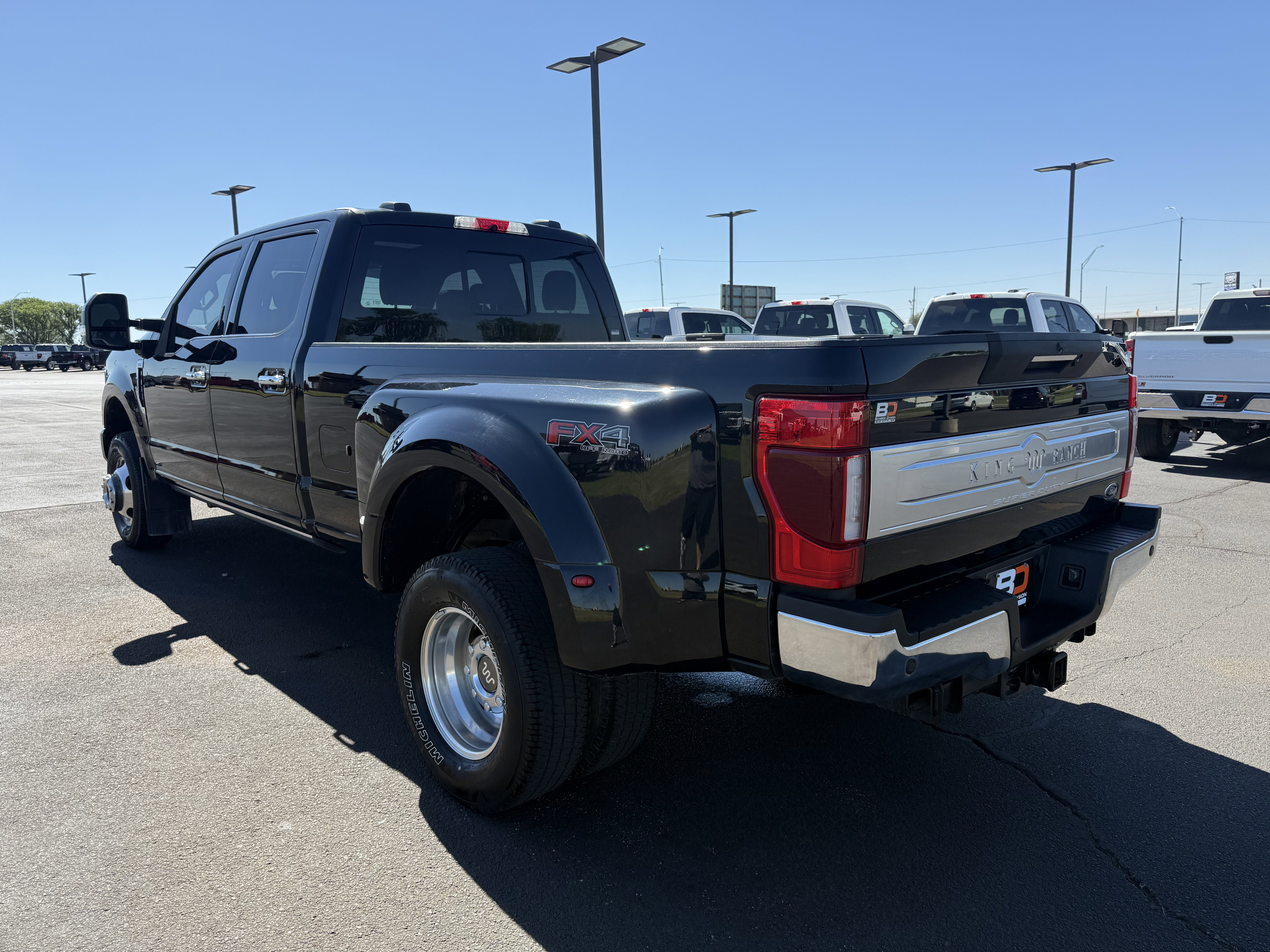 Used 2022 Ford F350 King Ranch w/ King Ranch Ultimate Package AWD/4WD image 4