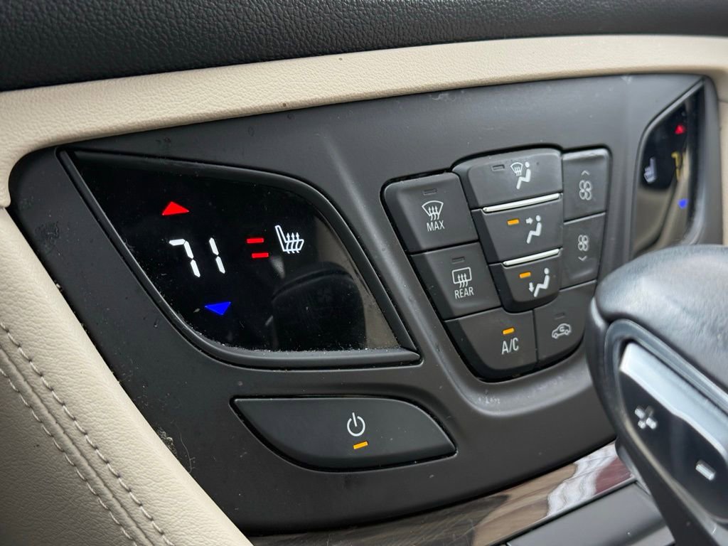 Used 2019 Buick Envision Essence image 37