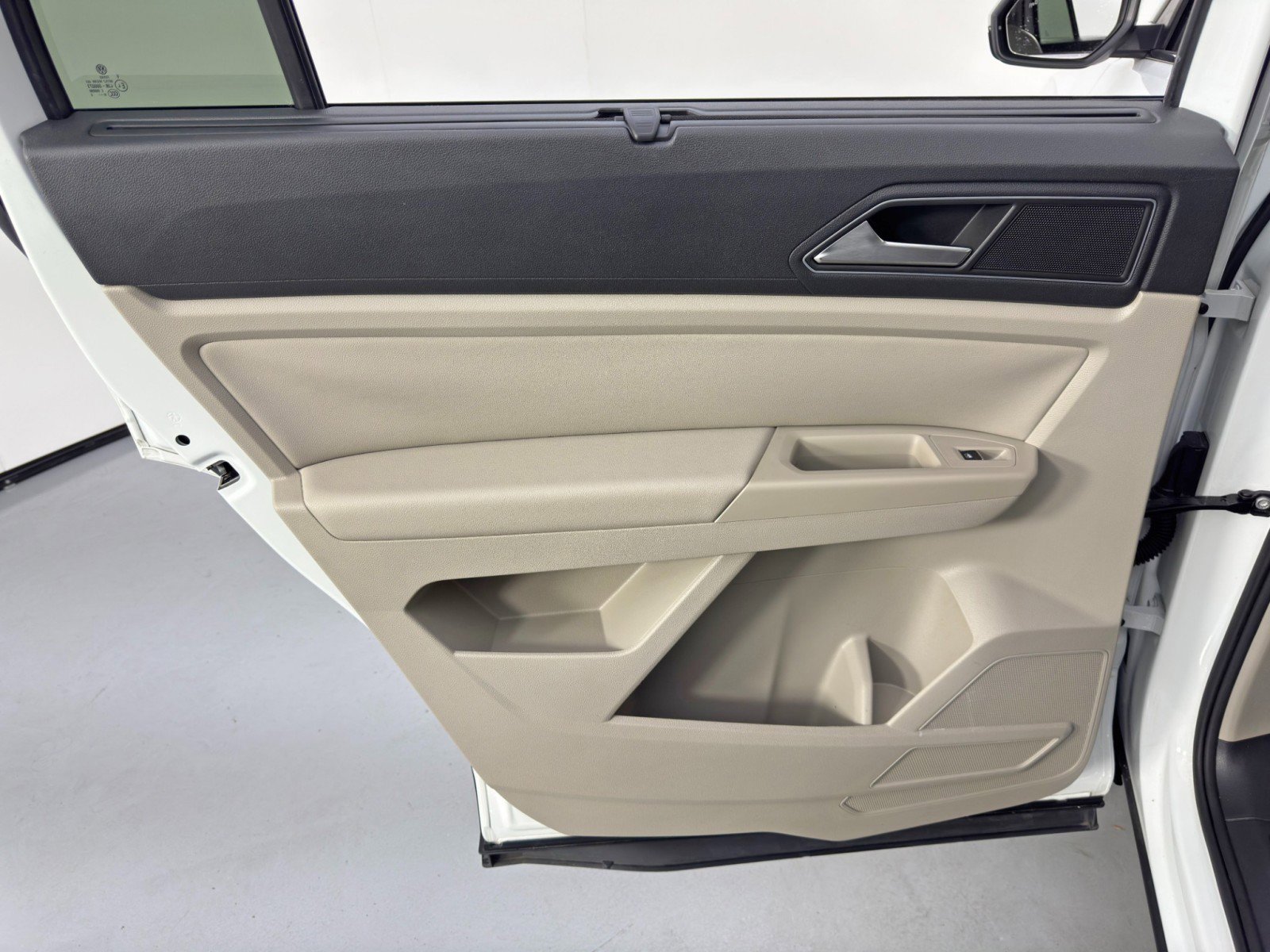 Used 2019 Volkswagen Atlas SE w/ Towing Package image 41