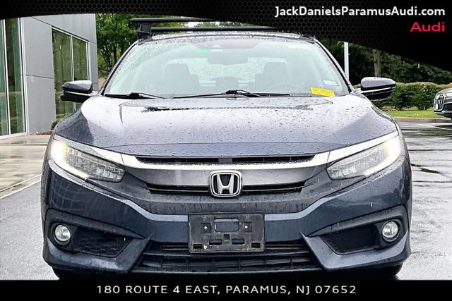 Used 2017 Honda Civic Touring image 3