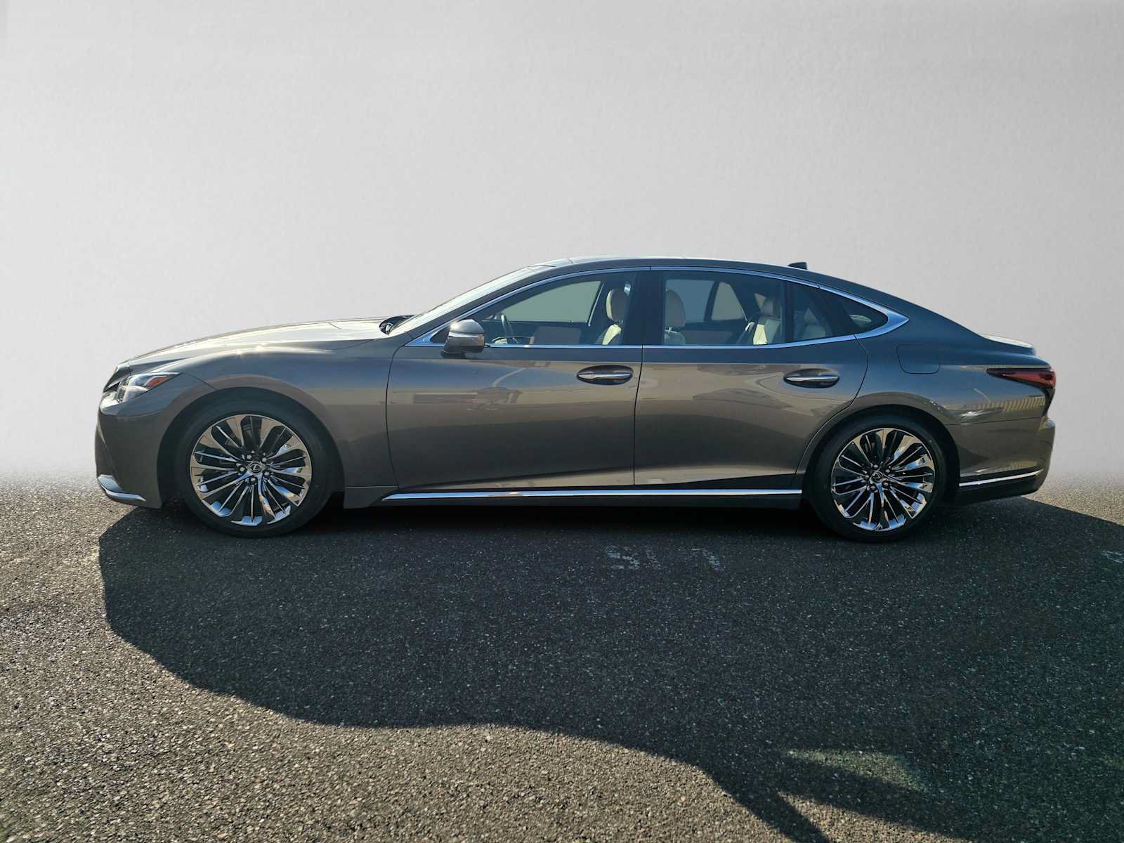 Certified 2023 Lexus LS 500 w/ Interior Upgrade Package RWD image 6