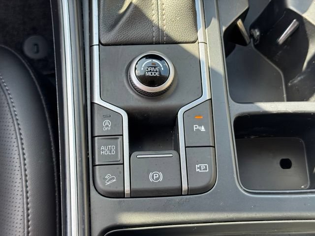 Used 2025 Kia Sorento S FWD image 23
