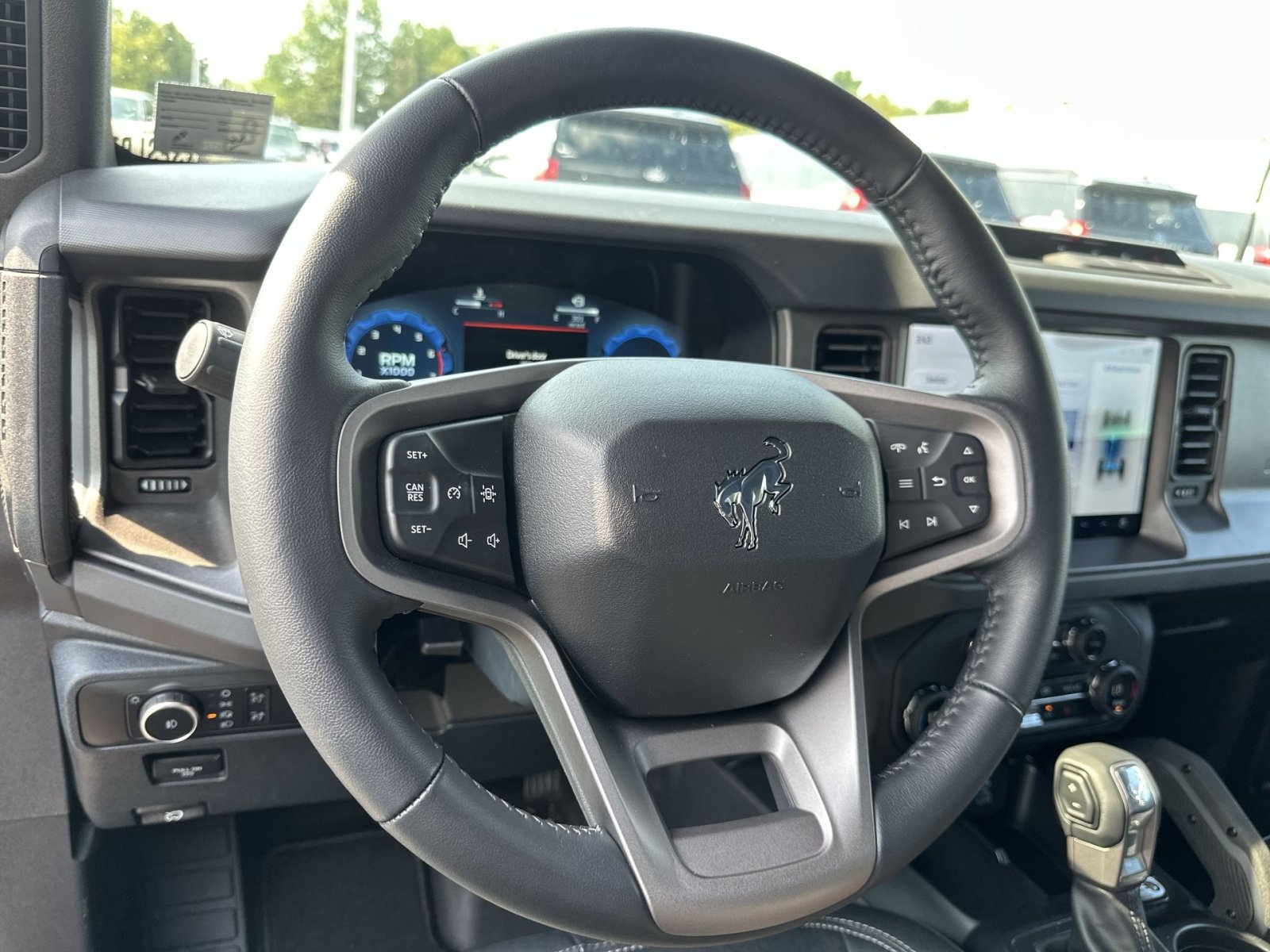 New 2025 Ford Bronco Big Bend w/ Black Diamond Package AWD/4WD image 17