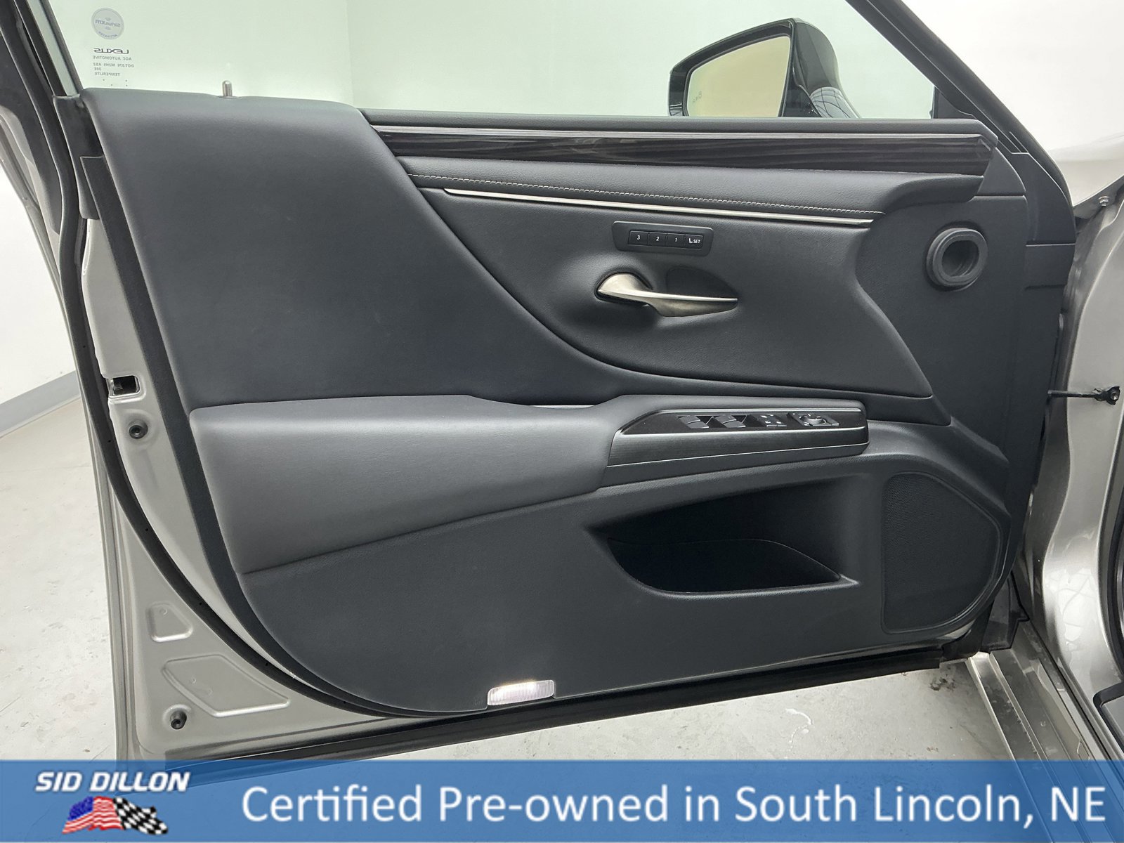 Used 2019 Lexus ES 350 image 16