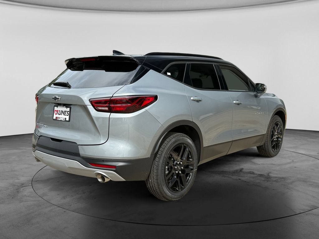 New 2026 Chevrolet Blazer LT w/ Sound & Technology Package AWD/4WD image 8