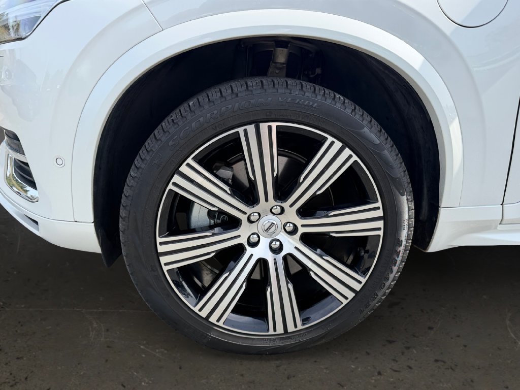 Certified 2025 Volvo XC90 T8 Ultra w/ Protection Package Premier AWD/4WD image 27