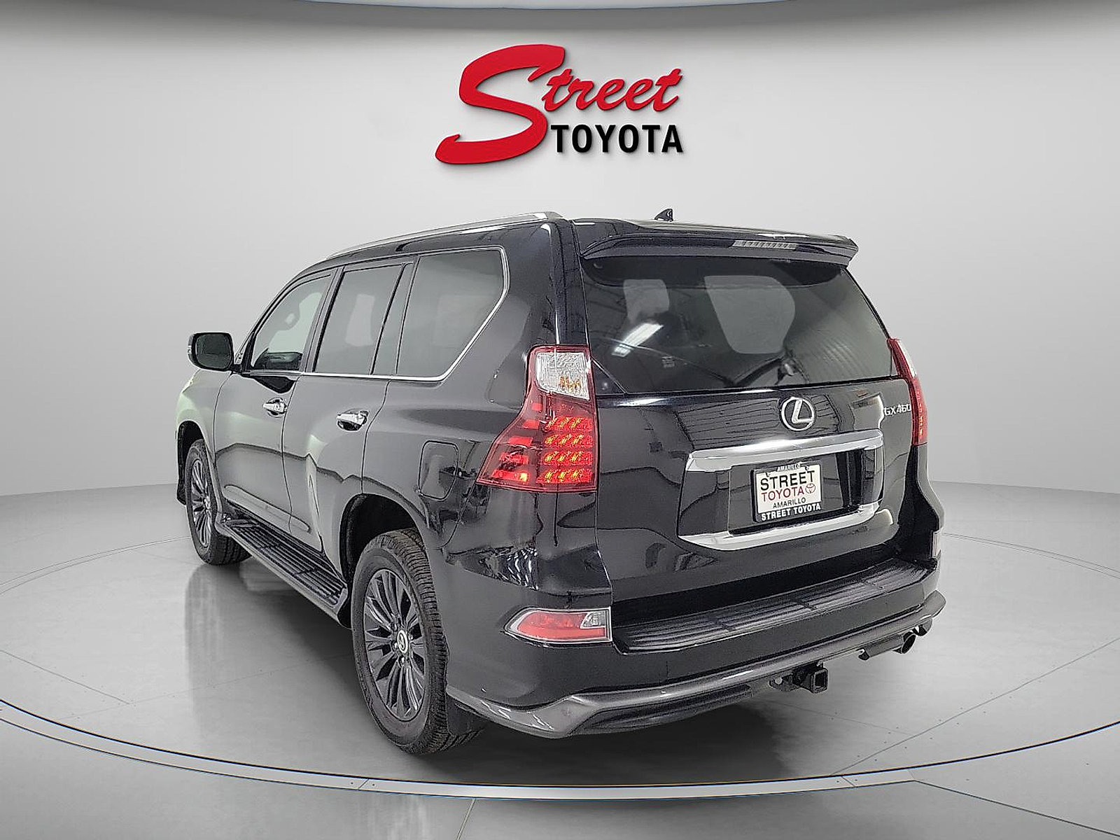 Used 2021 Lexus GX 460 Luxury w/ Sport Design Package AWD/4WD image 2