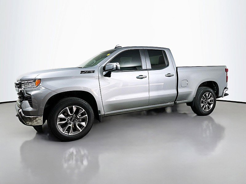 Used 2023 Chevrolet Silverado 1500 LT w/ Z71 Off-Road Package image 3