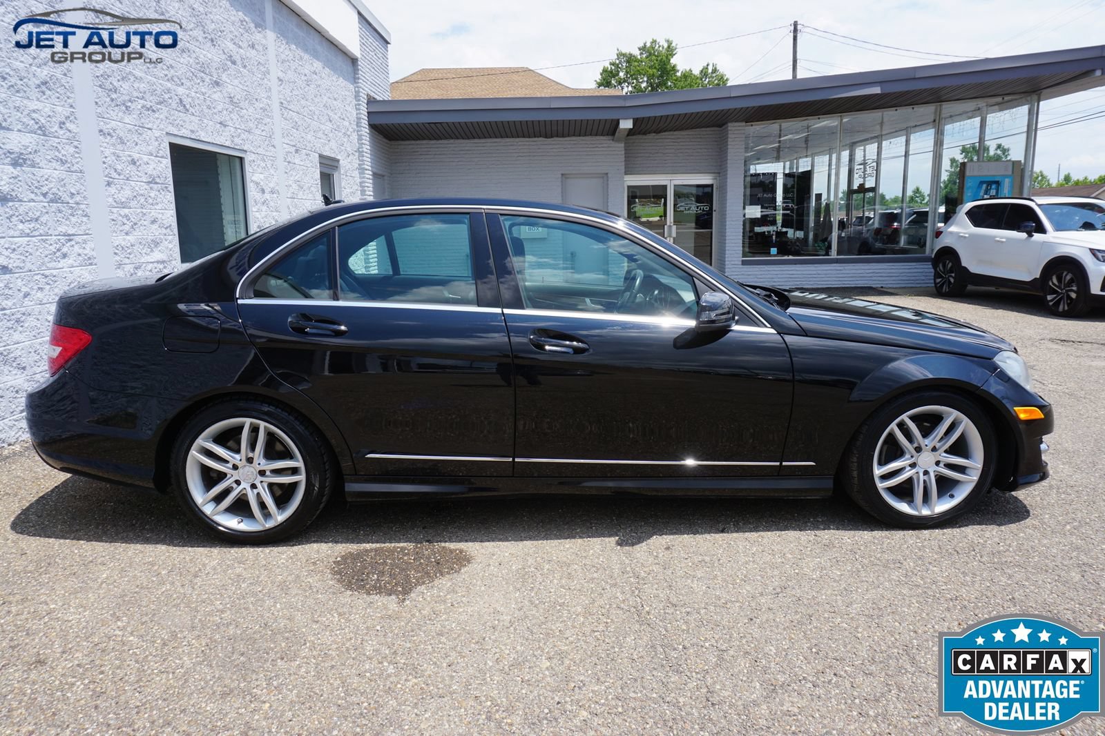 Used 2012 Mercedes-Benz C 300 4MATIC Sedan image 6