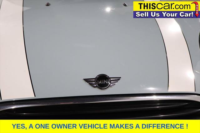 Used 2018 MINI Cooper 2-Door Hardtop FWD image 12