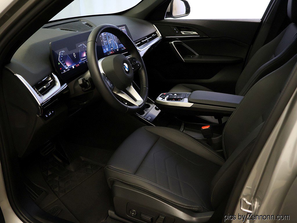 Certified 2023 BMW X1 xDrive28i w/ Convenience Package AWD/4WD image 11