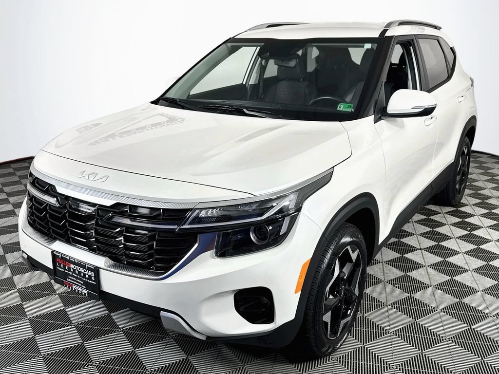 Used 2025 Kia Seltos S AWD/4WD image 3