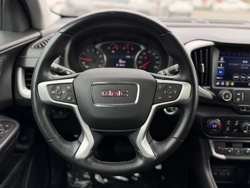 Used 2023 GMC Terrain SLT AWD/4WD image 14