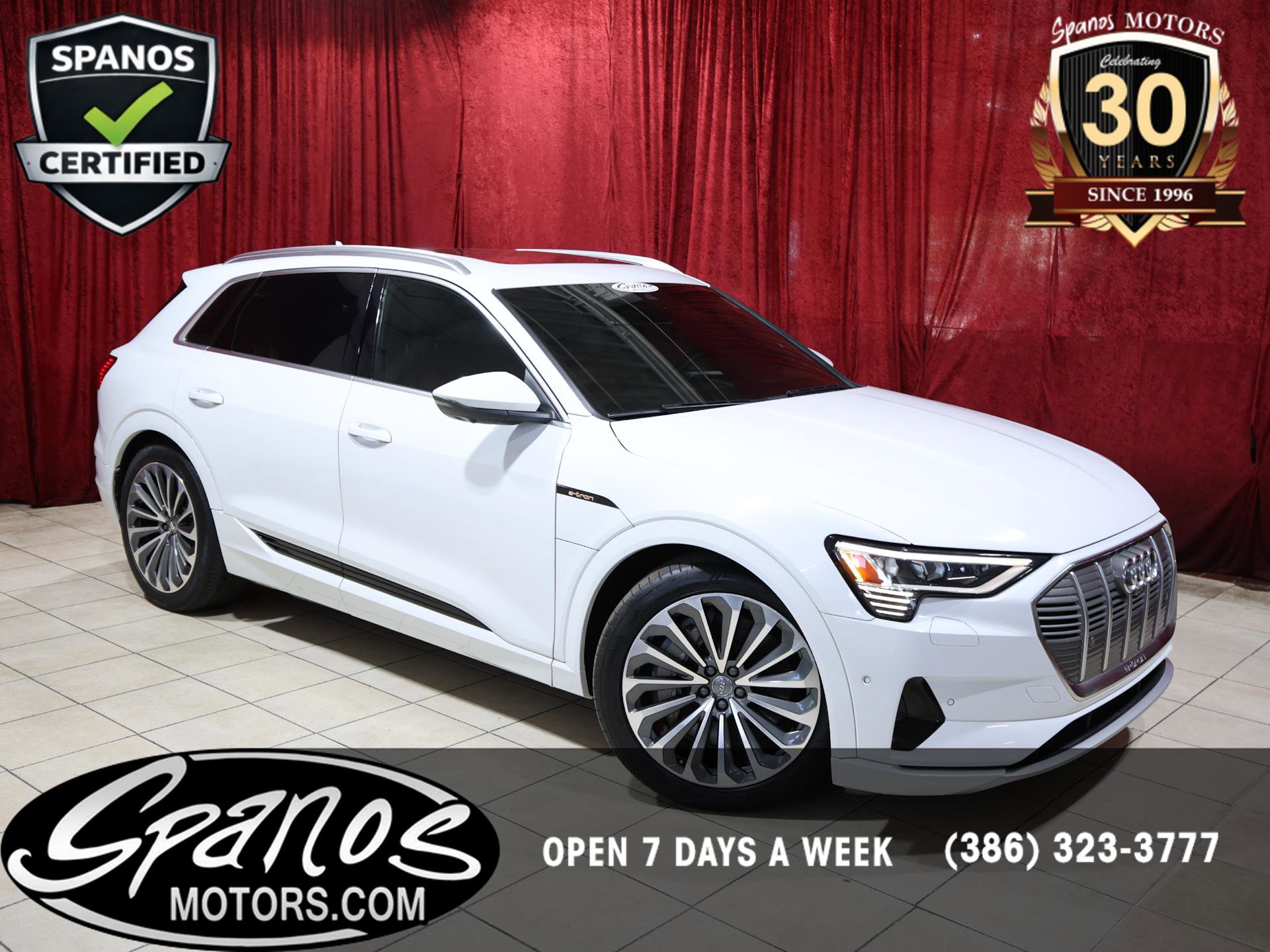 Used 2019 Audi e-tron Prestige AWD/4WD image 1