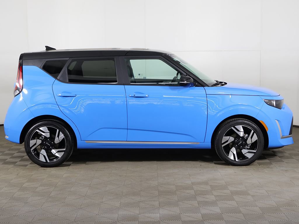 Certified 2023 Kia Soul GT-Line FWD image 17