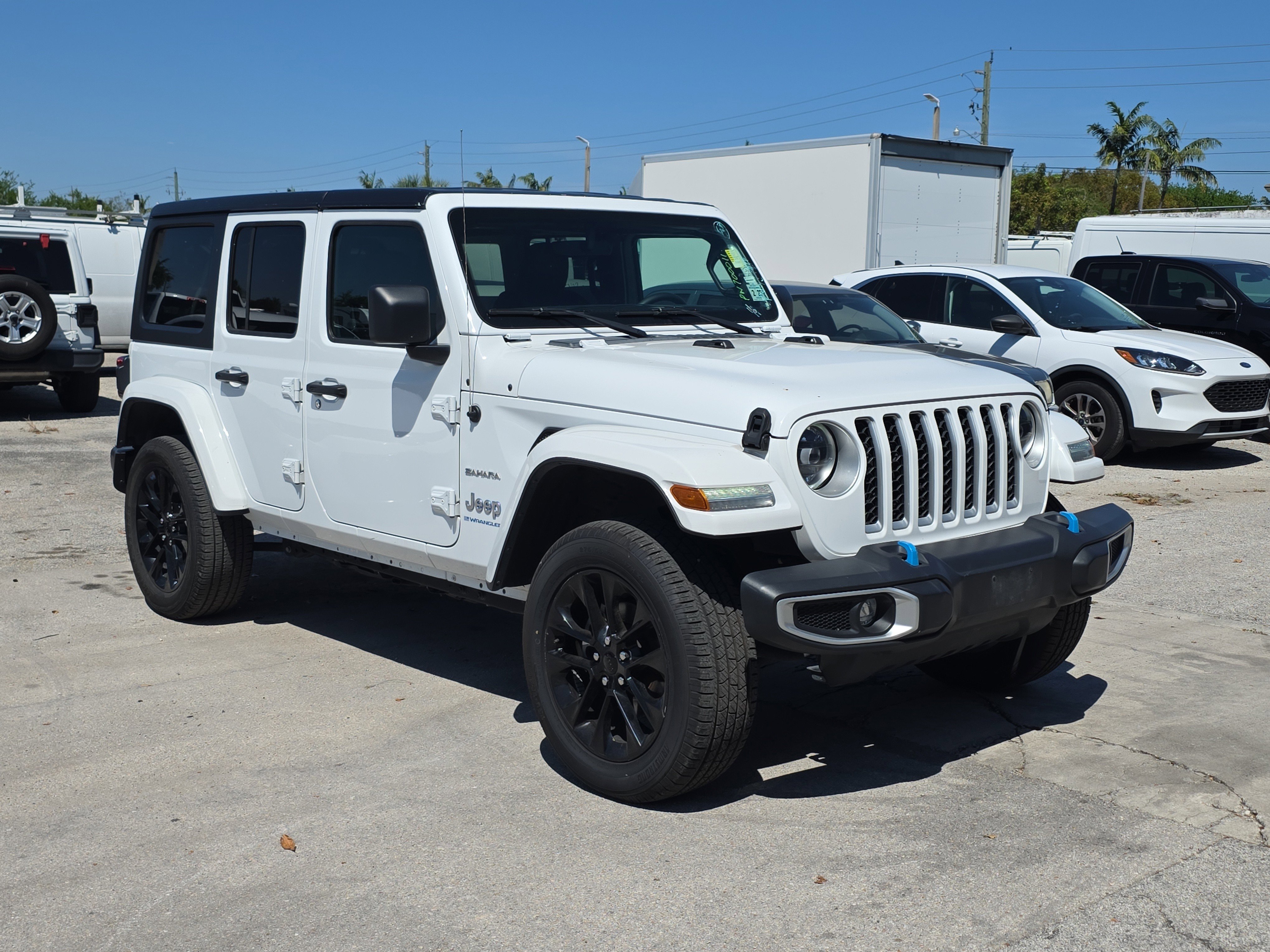 Used 2023 Jeep Wrangler Sahara image 10