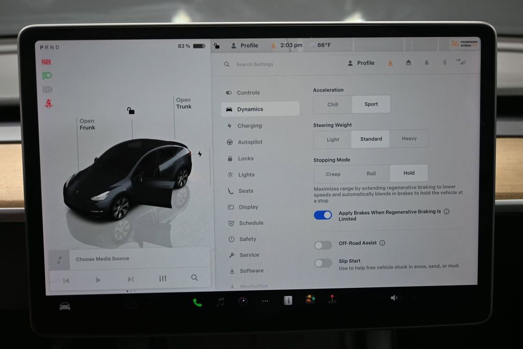 Used 2023 Tesla Model Y Long Range AWD/4WD image 25