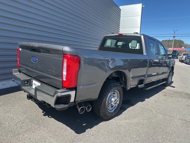 New 2025 Ford F250 XL image 3