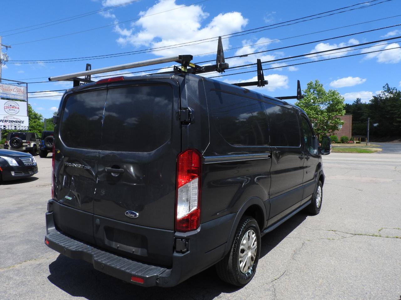 Used 2019 Ford Transit 250 130 Low Roof RWD image 4