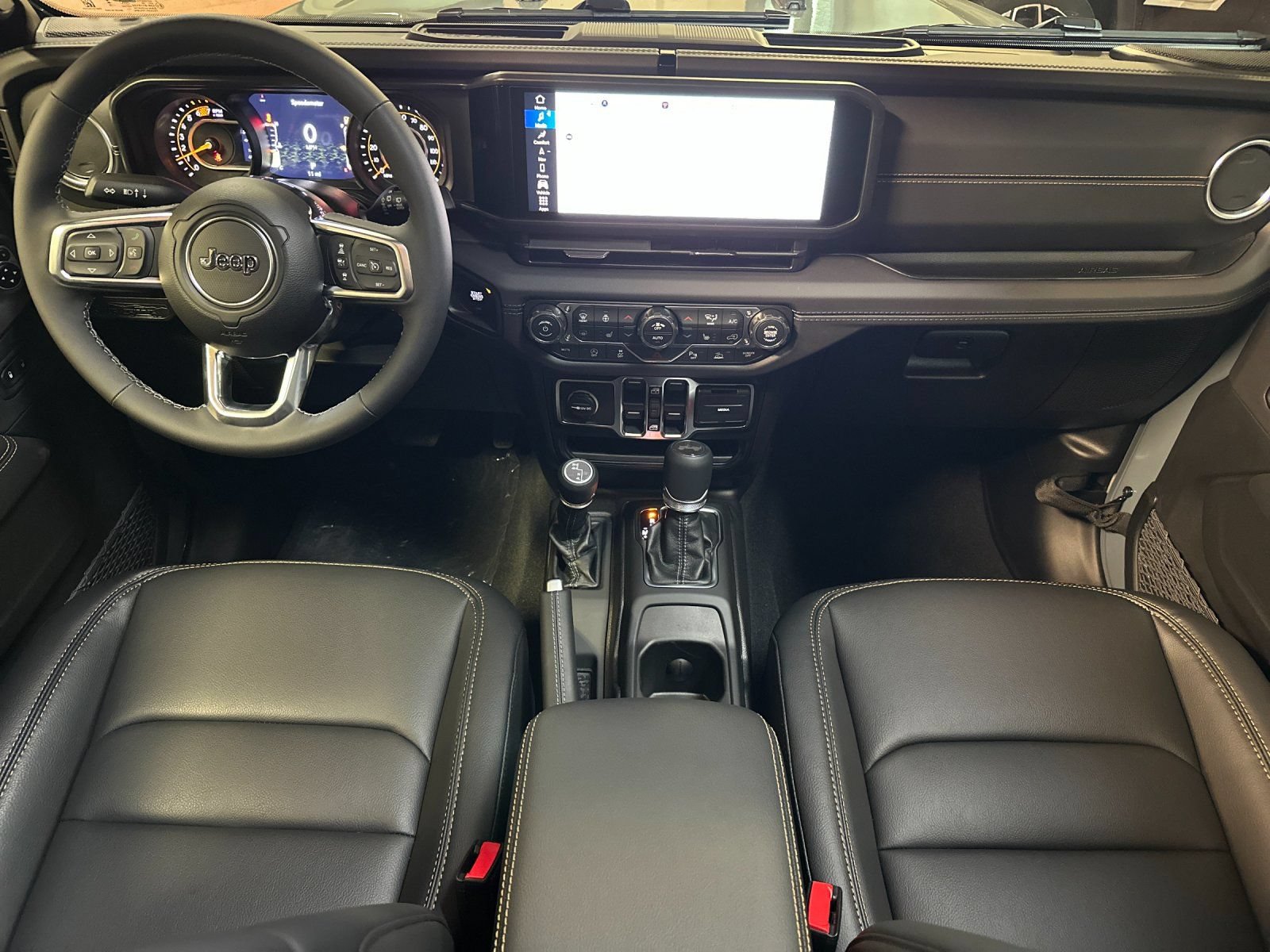 New 2026 Jeep Wrangler Unlimited Sahara AWD/4WD image 12