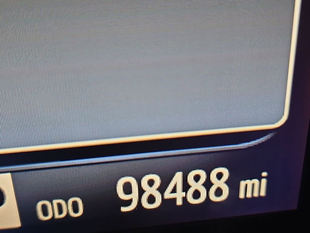 Used 2019 Toyota Sienna LE w/ LE Preferred Package FWD image 17