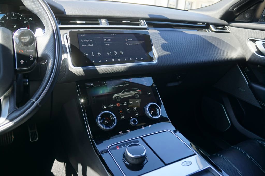 Used 2020 Land Rover Range Rover Velar R-Dynamic S image 10