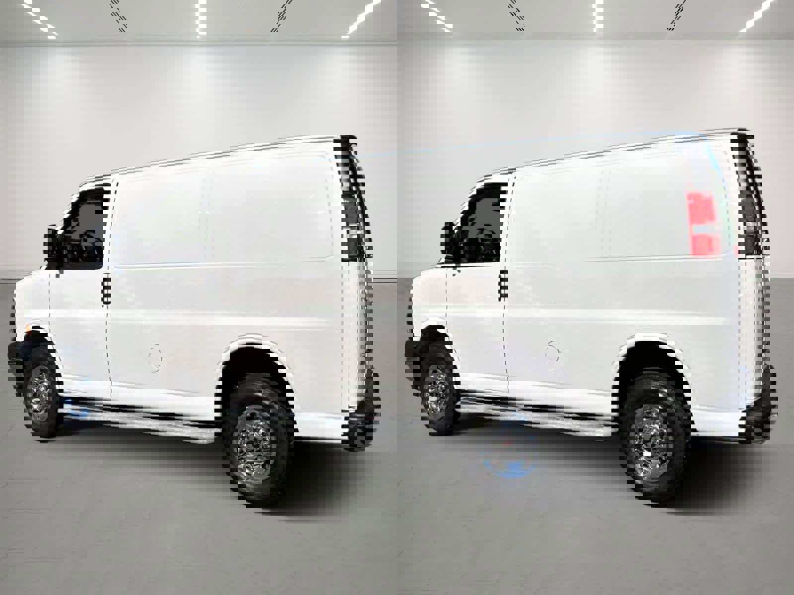 Used 2023 GMC Savana 2500 w/ Driver Convenience Package image 3