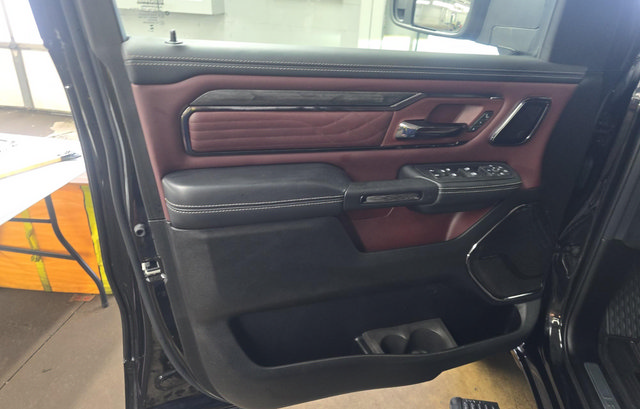 Used 2025 RAM 1500 Limited AWD/4WD image 12